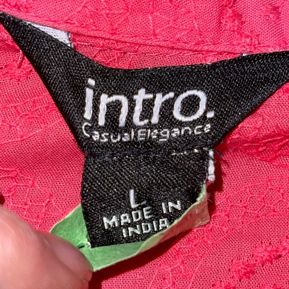 Intro Pink Embroidered Side Panel Blouse - Picture 3 of 6